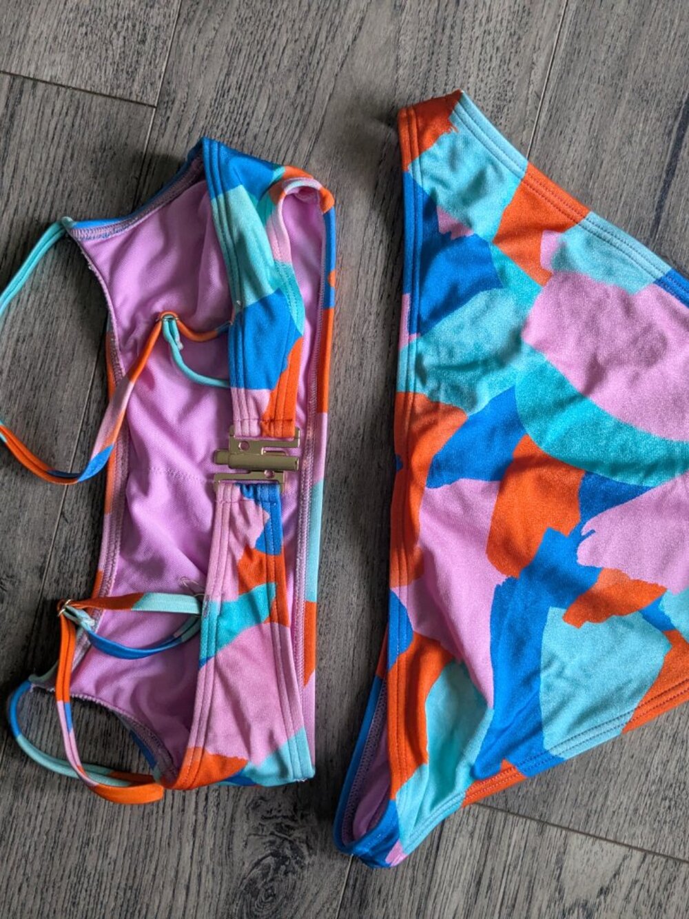Colorful bikini - Picture 2 of 2